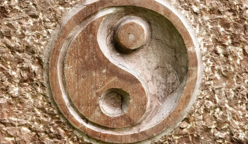 Symbol Yin Yang oznaczający wewnętrzną równowagę i harmonię